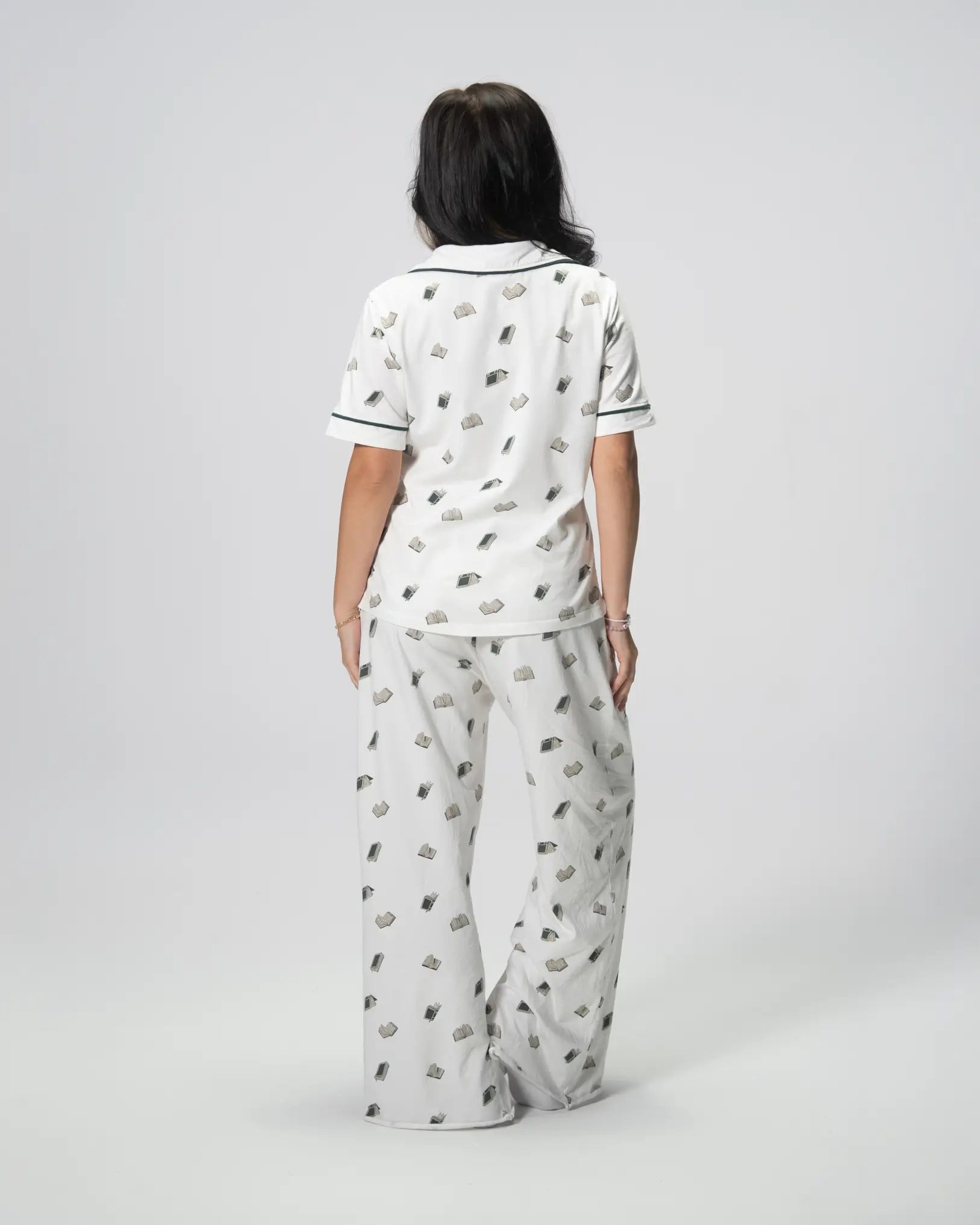 Pyjama Top - World of Treasure - World of Treasure