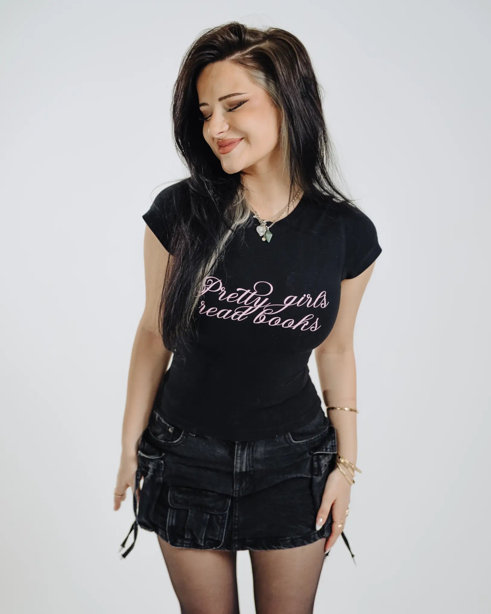 Babytee - Pretty girls read books - World of Treasure