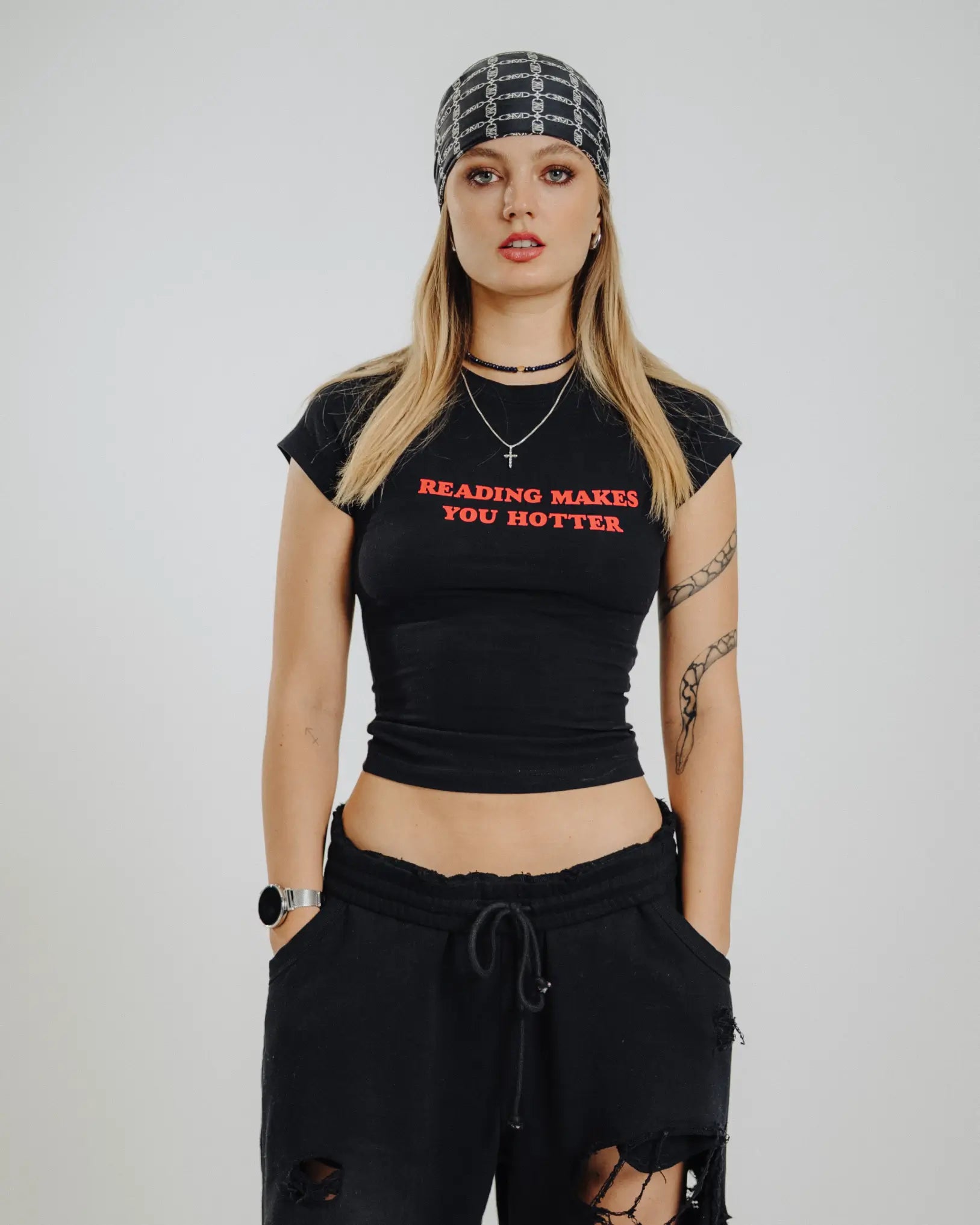 Babytee - Reading makes you hotter - World of Treasure