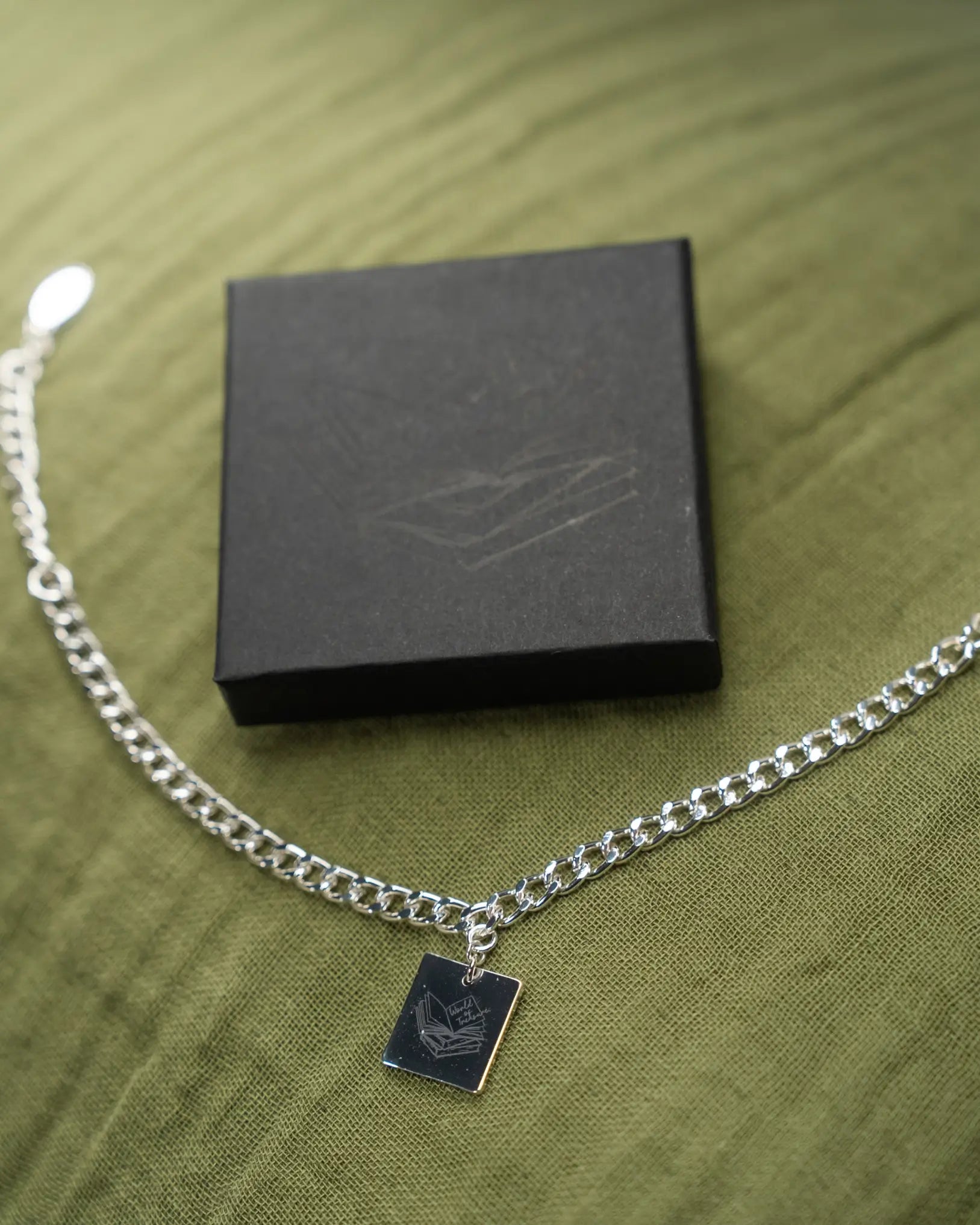WOT Bracelet Silber - World of Treasure