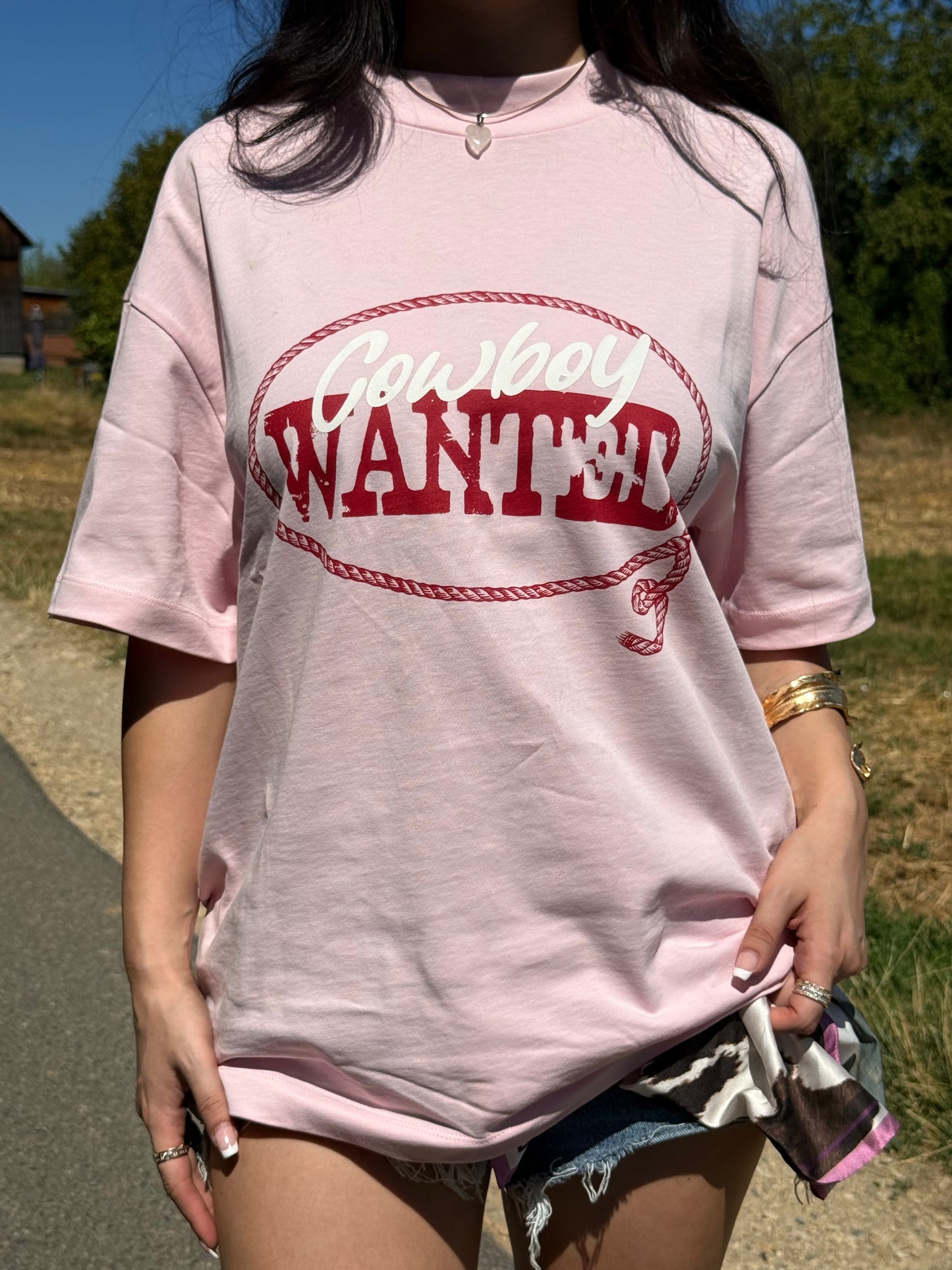 T-Shirt - Cowboy Wanted Pink