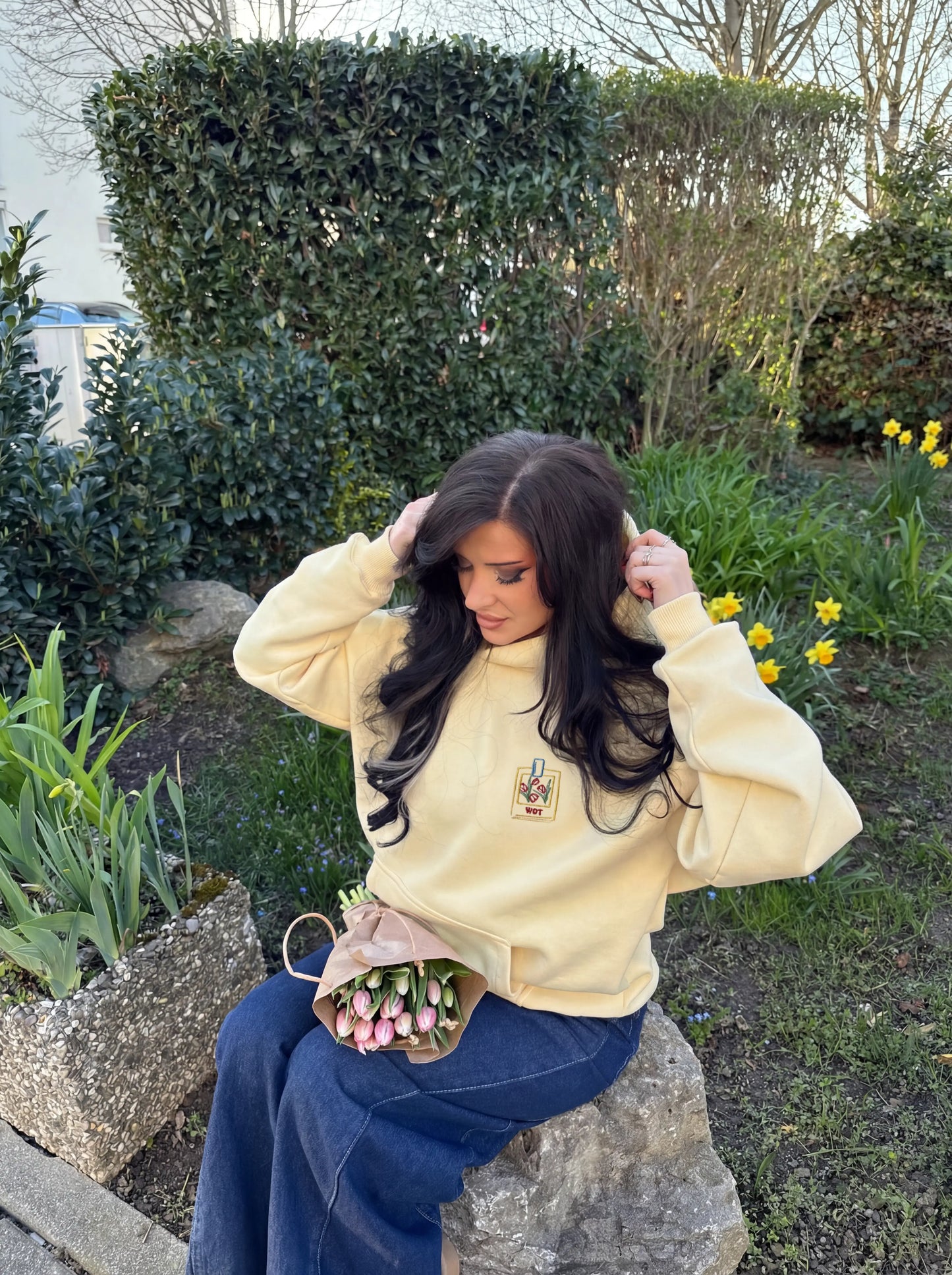 Hoodie - Buy me books yellow